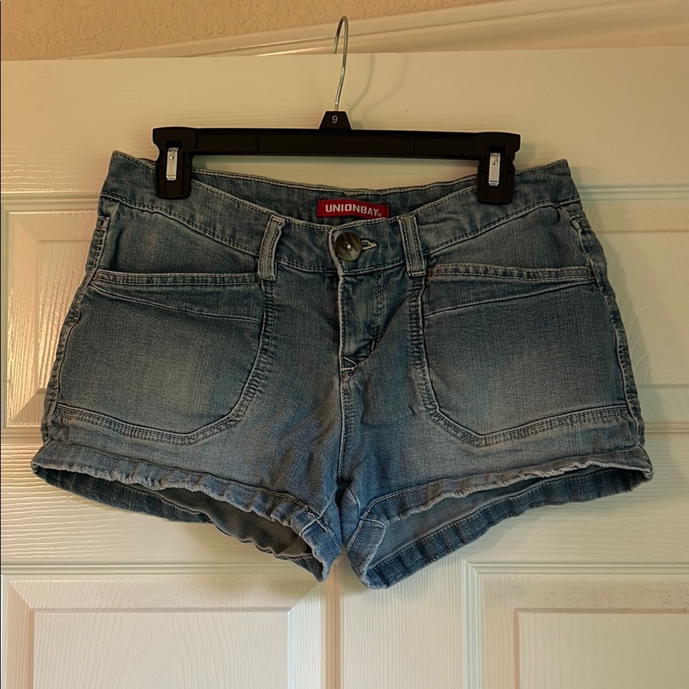 UNIONBAY Blue Jean Shorts Distressed Cut-Off Style